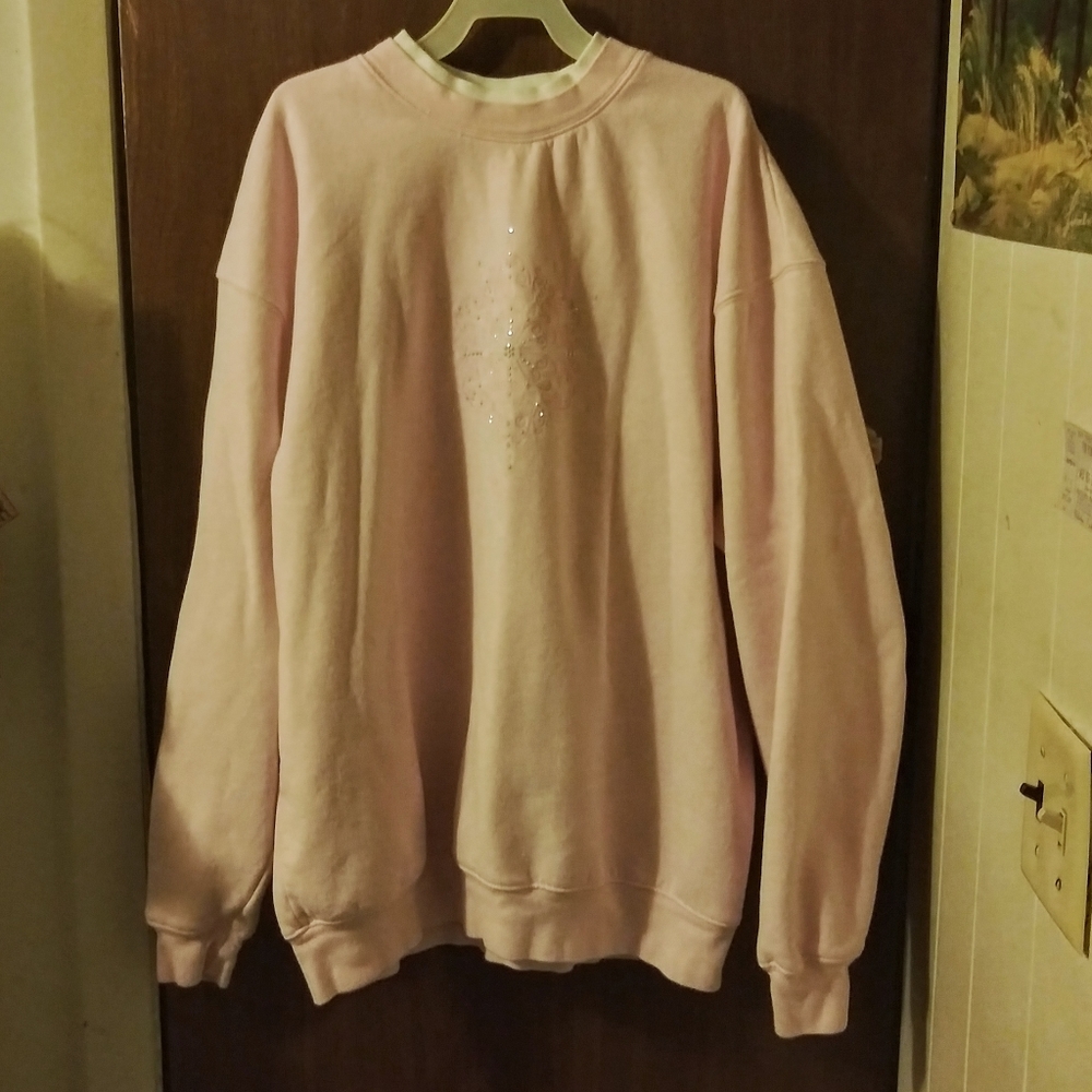 M&C Sportswear Pink Snowflake Sweatshirt Size: XL